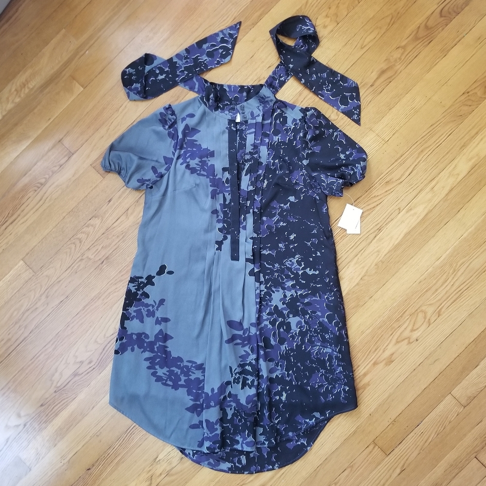 Jessica Simpson Tie Neck Floral Shift Dress - Picture 3 of 10